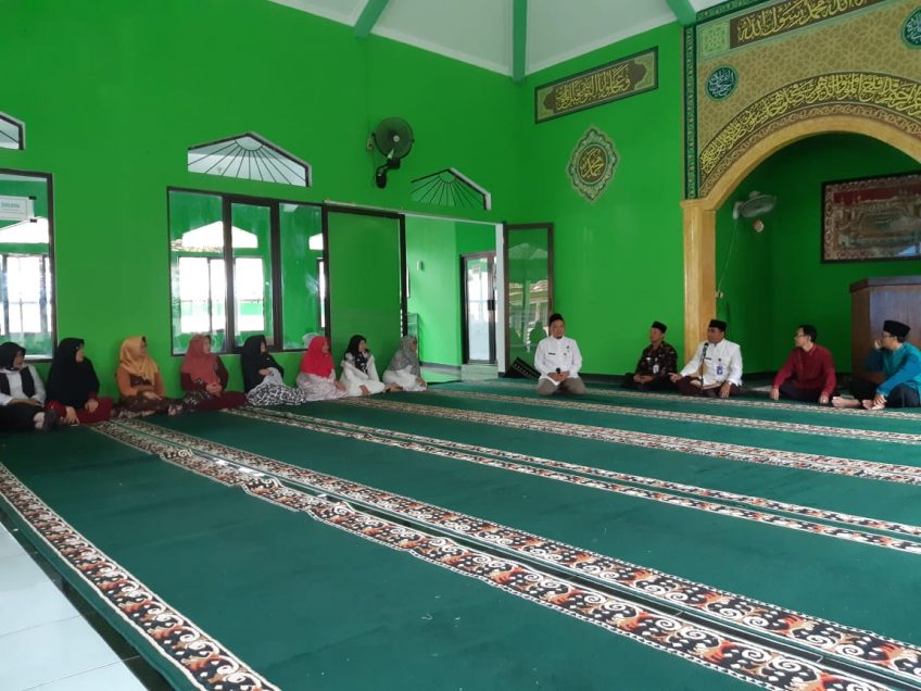Isi Ramadan, Guru SMK Negeri 1 Demak Antusias Ikuti Pesantren Kilat