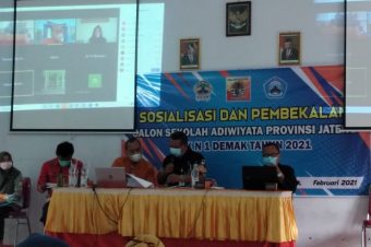 SMK Negeri 1 Demak Menuju Sekolah Adiwiyata